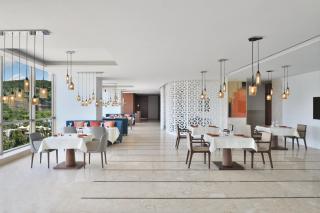 Courtyard by Marriott Navi Mumbai - Navi Mumbai - 1