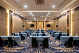 Oakwood Hotel & Apartments Taman Mini Jakarta - 1