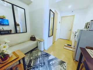 Apad@graceresidences nr BGC - Manila - 3