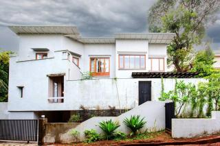 Fully AC 3BDHK villa with Jacuzzi pool and courtyard - Porvorim - 9