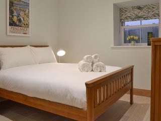 Midge - Newlyn - 2