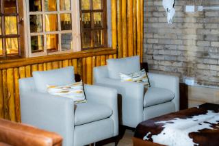 Rustic Luxury Farm Cabin located in Hwedza - 2031 - - 6