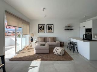 Modern Sea Front Retreat - Melenara - 9