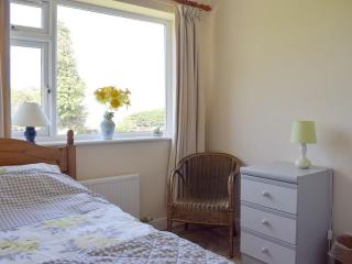 Cherrytree Cottage - Loftus - 3