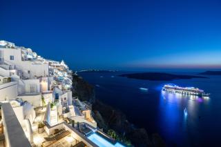 Inspire Santorini Luxury Villas - Fira - 4