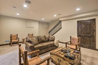 half Mi to Dtwn Golden Gem with Patios! - 4