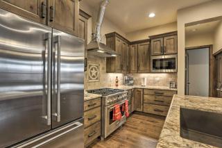 half Mi to Dtwn Golden Gem with Patios! - Golden - 2