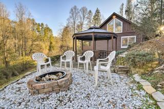Pet-Friendly Gatlinburg Cabin with Hot Tub! - 9