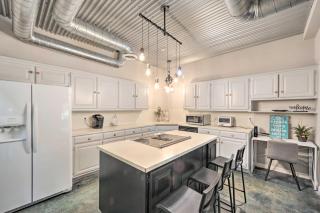 Dog-Friendly Kingsland Rental on Lake LBJ! - Kingsland - 2