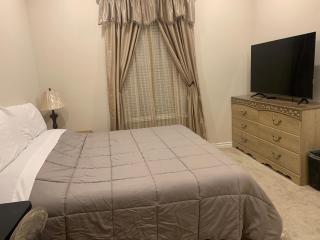 HighEnd Rooms in Mansion - 3