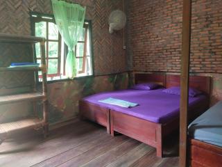 Mountain View Cottages & Villa Tangkahan - Tangkahan - 2