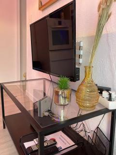 La garde Studio atypique Le Rocher, climatisation, belle décoration - La Garde - 6