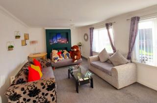 Teddy Bears' 3-bedroom Maisonette - Saltcoats - 0