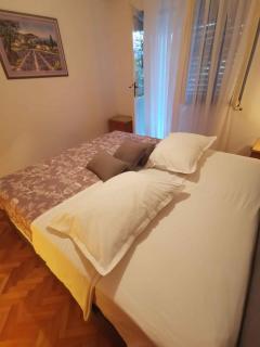 Three-Bedroom Apartment in Vinisce I - Vinišće - 6