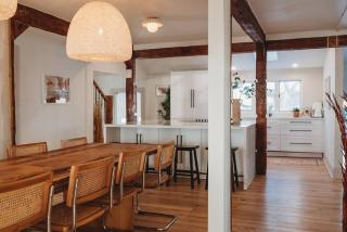 Beach House in Niagara - 3