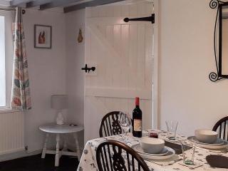 Woodlands Cottage - Freystrop - 8