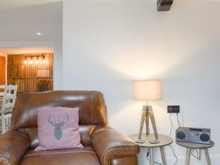 Cosy Cottage - 4
