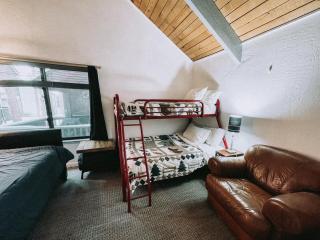 Remodeled Home at Snow Summit - Big Bear Lake - 3