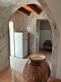Lakena Traditional House - 4