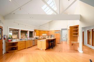 Season Premiere Winery-Bed & Breakfast in vineyard - Abbotsford - 5