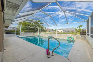 Heated Pool, Beautiful Sunsets - Villa Made in Heaven - Roelens Vacations - Cape Coral - 8