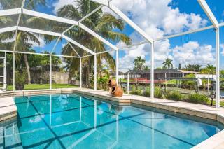 Villa Otterly Amazing- Roelens Vacations - Cape Coral - 0