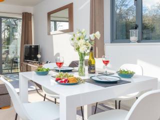 3 Waterwheel Apartment - Charlestown - 5