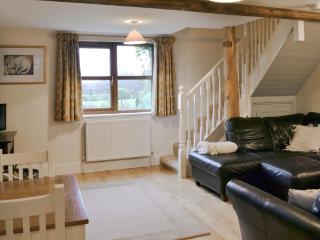 Blackthorn Cottage - Norton Disney - 8