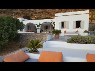 Cycladic Villa Kamari - Kampos Páros - 0