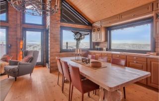 Nice Home In Reinli With Kitchen - Reinli - 6