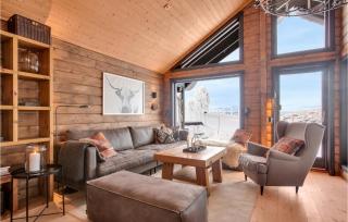 Nice Home In Reinli With Kitchen - Reinli - 8