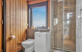 Nice Home In Reinli With Kitchen - Reinli - 3