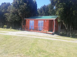 Cabaña entre árboles Carretera Austral - Puerto Montt - 0