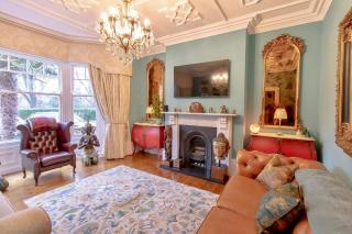 Fabulously Unique 3BD Home Sunderland - Sunderland - 0