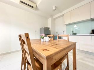 Teega Suites Studio by Luxecocoo CK Puteri Harbour - 4