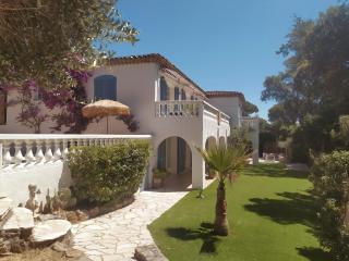 Domaine l'Oiseau Bleu, 800 m from the Beach in Sainte-Maxime - Sainte-Maxime - 4