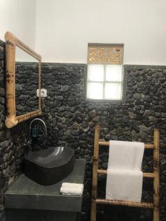 Cewin's Homestay - Kuta Lombok - 1