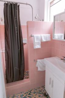 Black Swan Waterfront Motel - 7