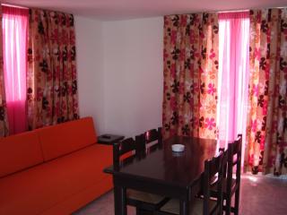 Elena Studios & Suites - 3