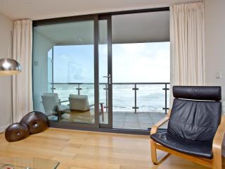 Apartment 50 - Westward Ho! - 6