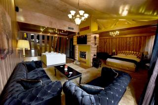 Hotel Hymeti's Palace - Pogradec - 1