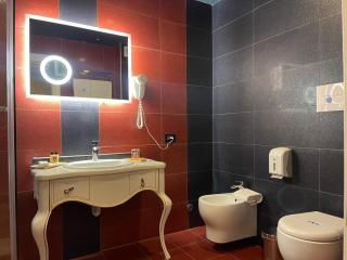 Hotel Hymeti's Palace - Pogradec - 6