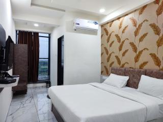 Hotel Shivam - Rājpīpla - 6