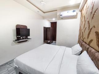 Hotel Shivam - Rājpīpla - 4