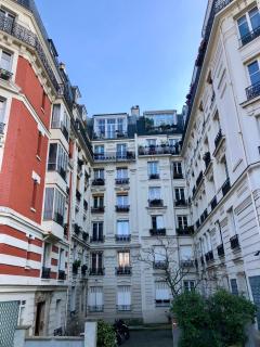 Rare appartement d'architecte en haut de Montmartre - Parijs - 9
