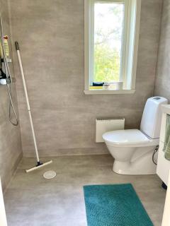 Lilla Hule - på landet nära sjö - 1