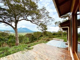 Luxury off-grid peaceful house with stunning view - - 2