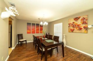 Stylish Townhome with Shared Pool Access in Gated Complex - 9