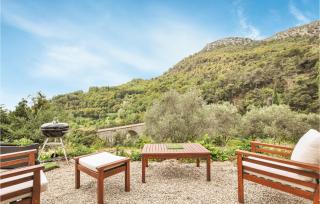 Nice Home In Saint-Jeannet With Wifi - 8