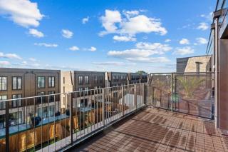 Amazing new built townhouse with garden in London - 2